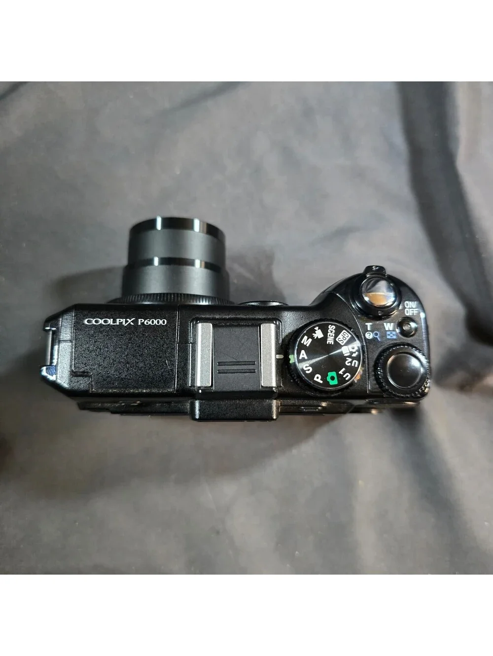 Nikon COOLPIX P6000 Compact Digital Camera Black W/ Battery Charger And Sd Card
